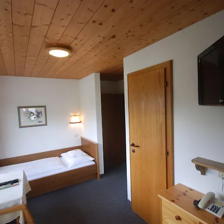 Tirol 3*