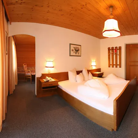 蒂罗尔旅馆 招待所