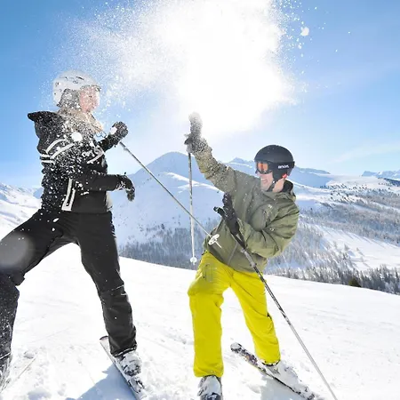 Tirol بيت ضيافة
