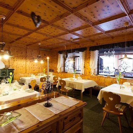 蒂罗尔旅馆 招待所 瑙德斯