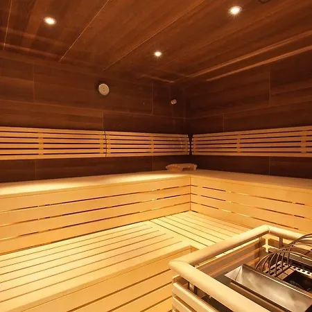 蒂罗尔旅馆 3* 瑙德斯