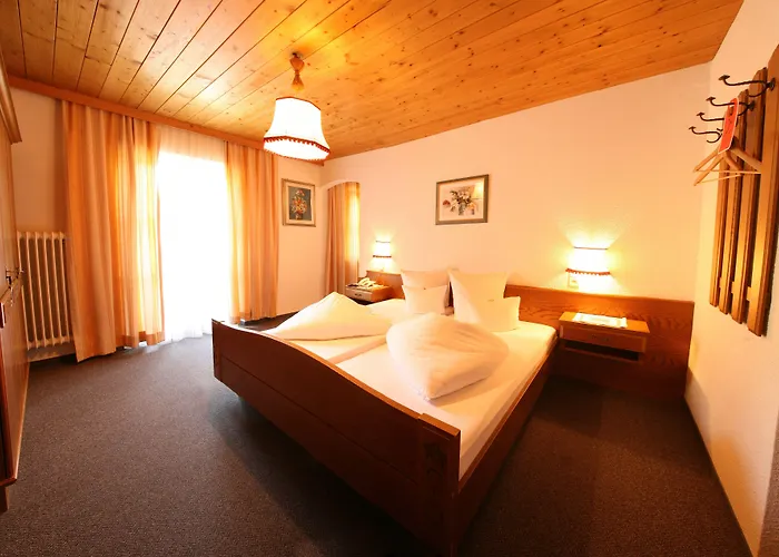 Tirol Penzion 3*