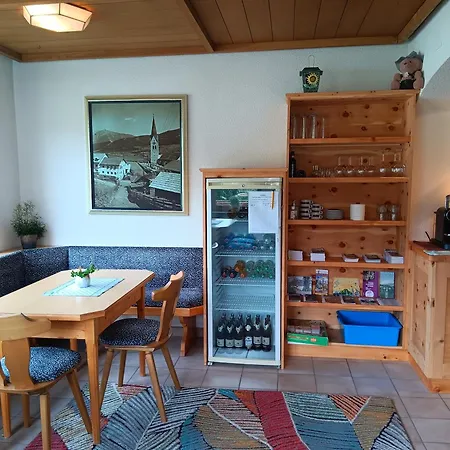 بيت ضيافة Tirol 3*